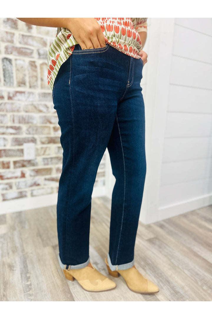 High Rise Crop Straight Jeans
