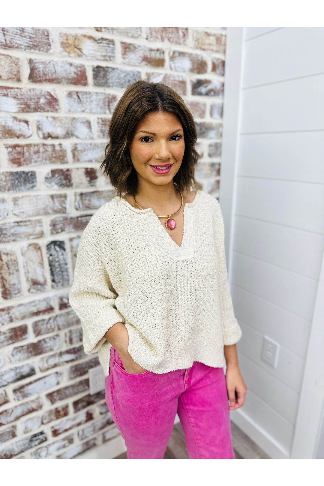 Cropped V-Neck Sweater - Ivory