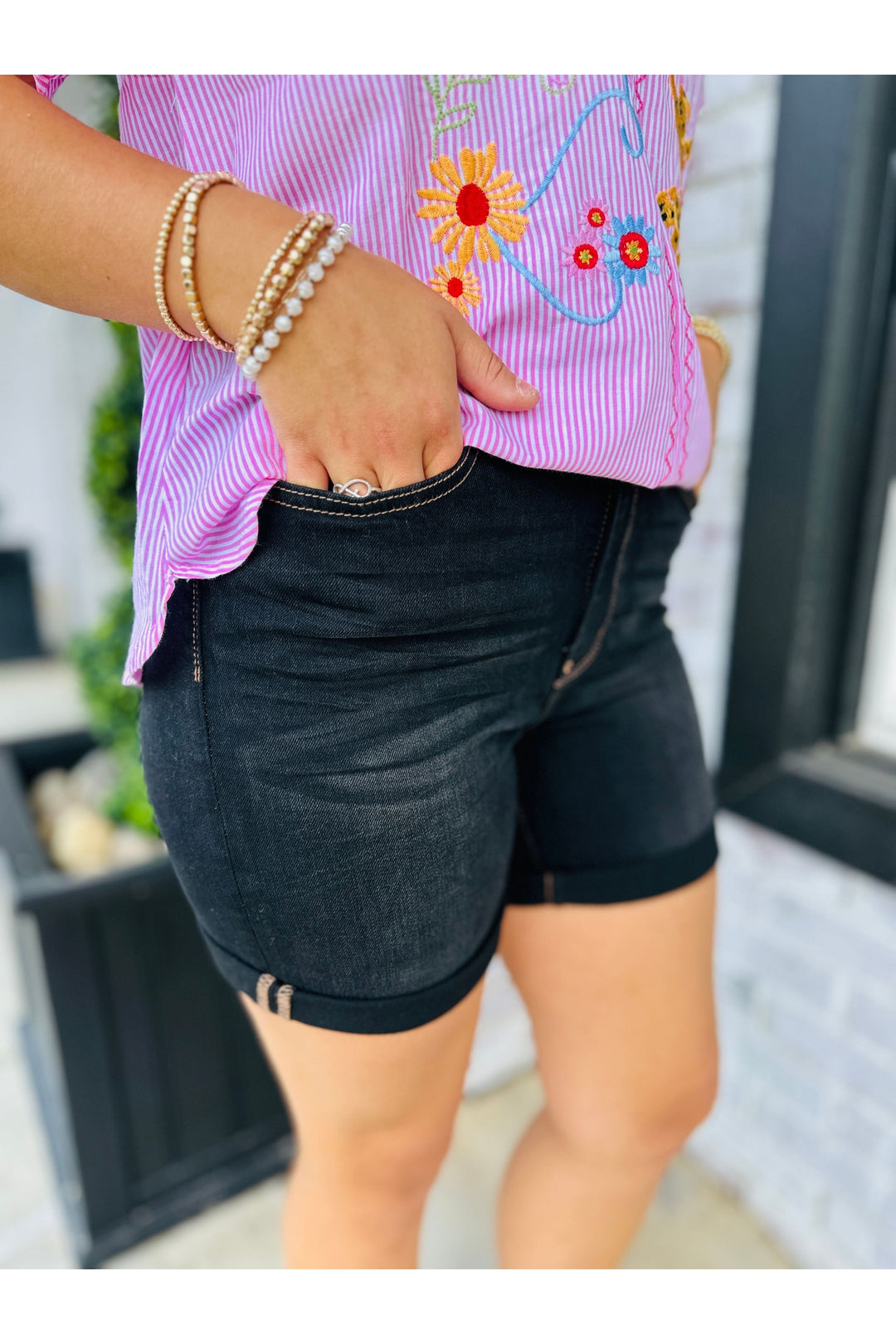 Judy Blue| High Waisted Black Shorts