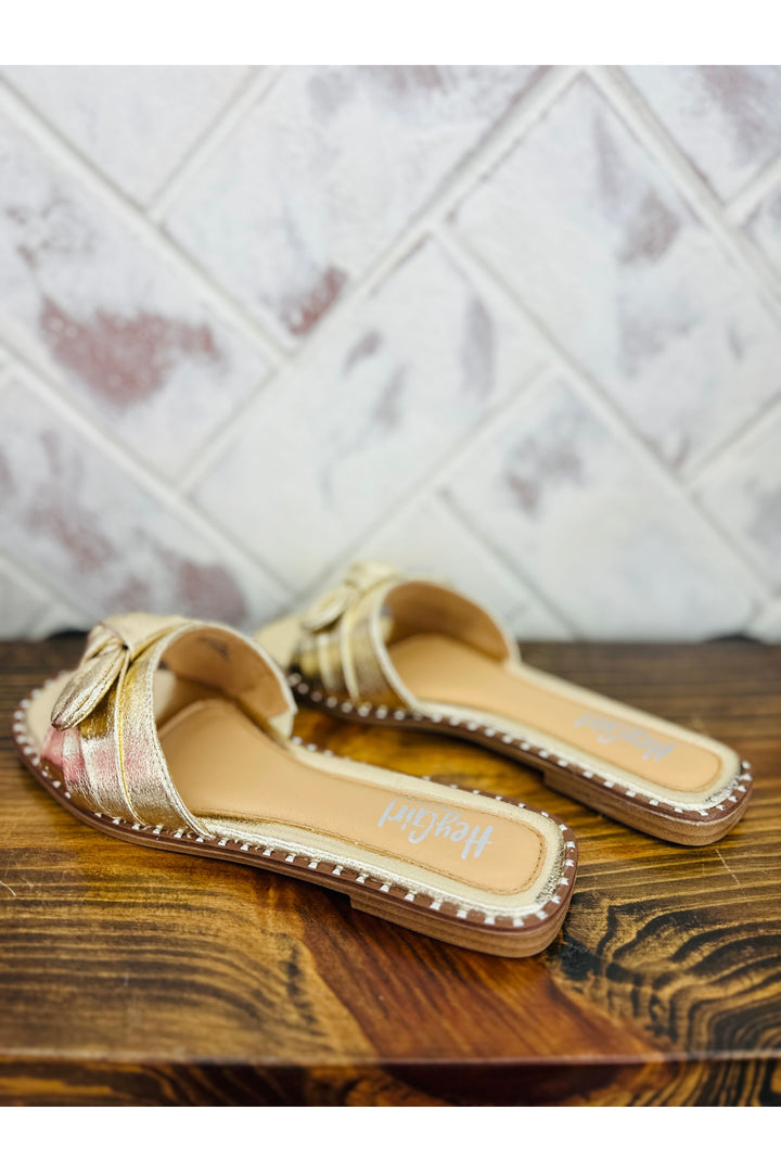 Corkys | Gold Crinkle Metallic Slides - Clam Bake