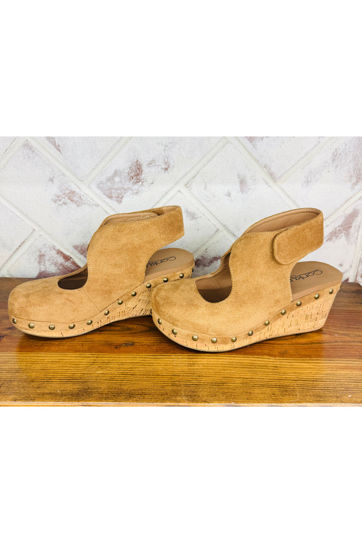 Corkys | Oh It’s You - Chestnut Wedge