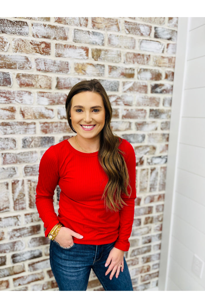 Red Roses Twist Top