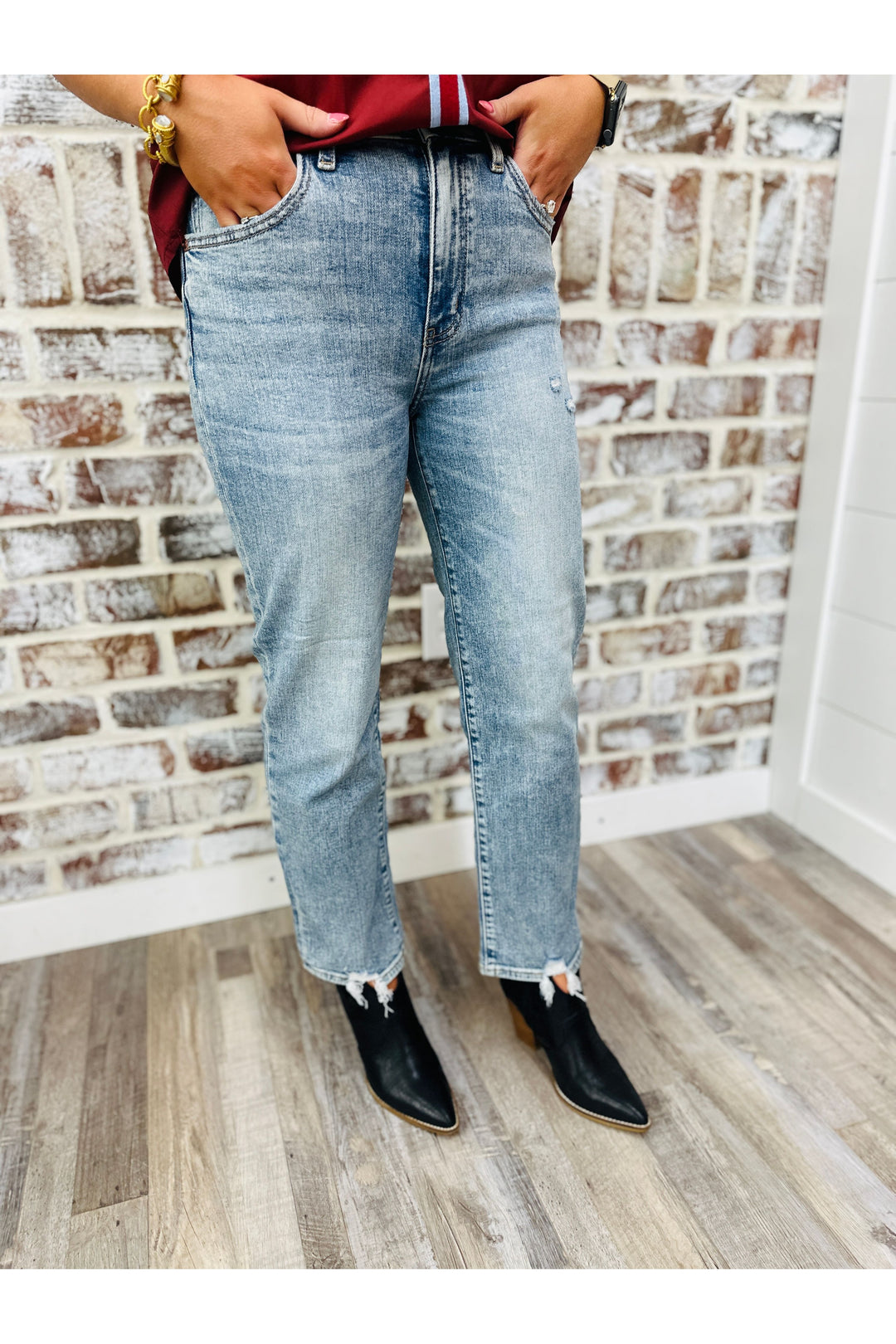 Light wash straight jeans