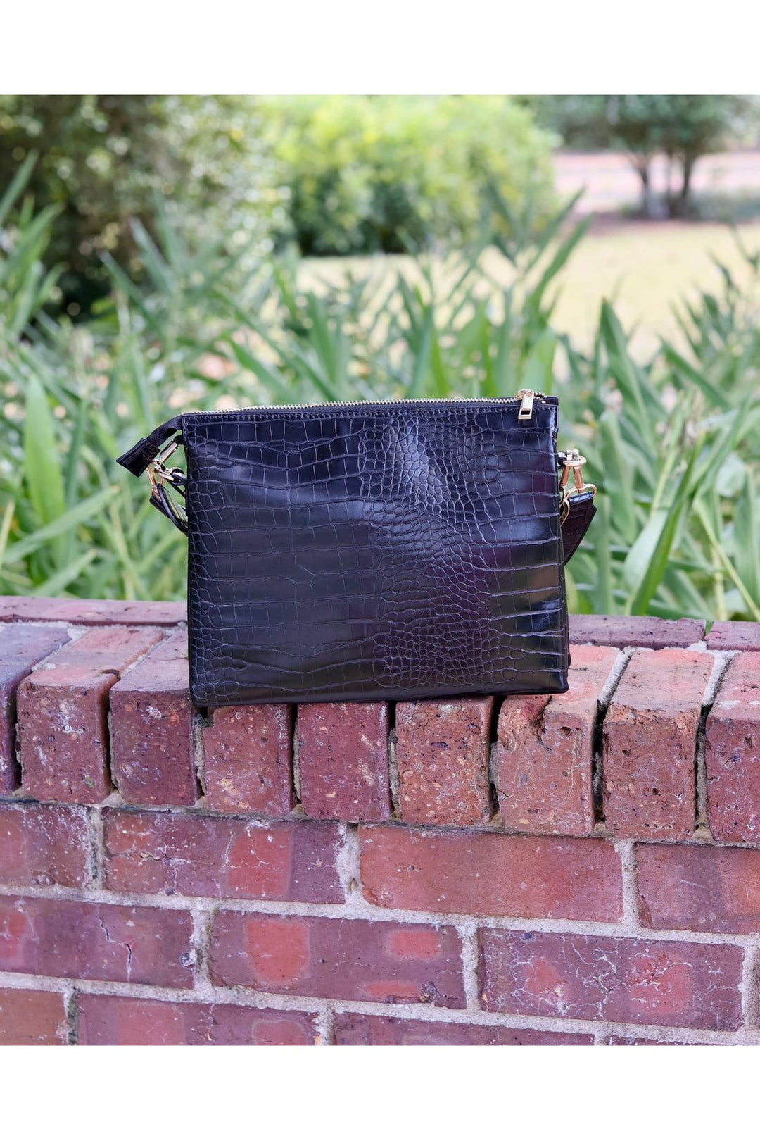Ariana Crossbody - Black EC