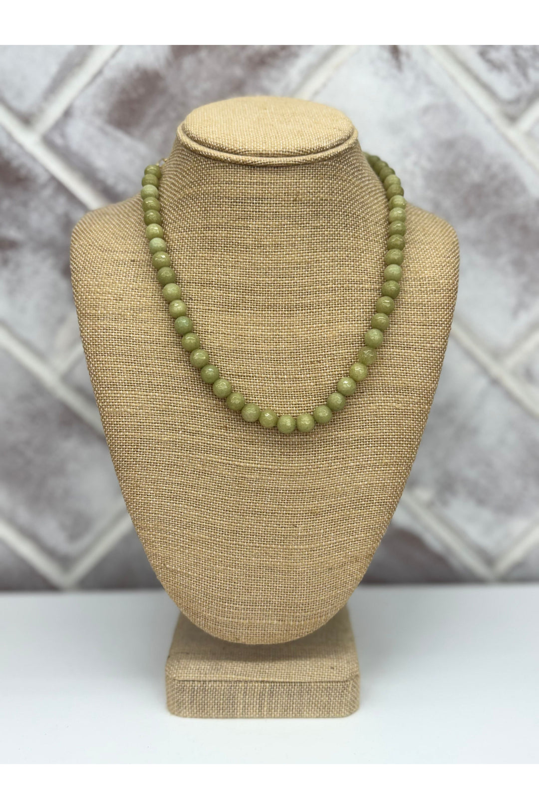 Light Green Beaded Necklace 