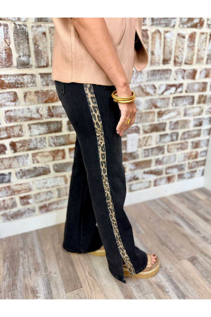 Vervet | Leopard Strip High Rise Vintage Flare With Side Slit