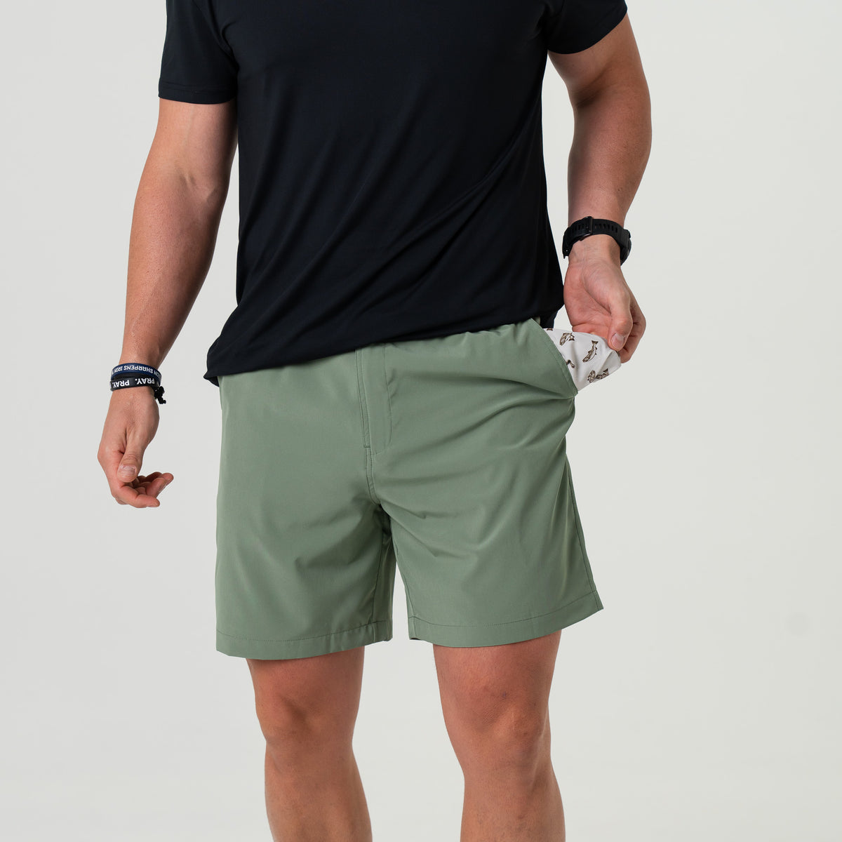 Burlebo | Everyday Short - Light Sage Fish Toss Pocket