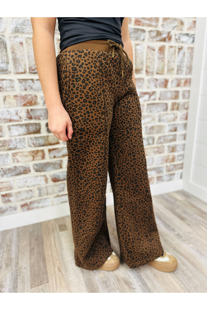 Brown Leopard Fleece Lounge Pants