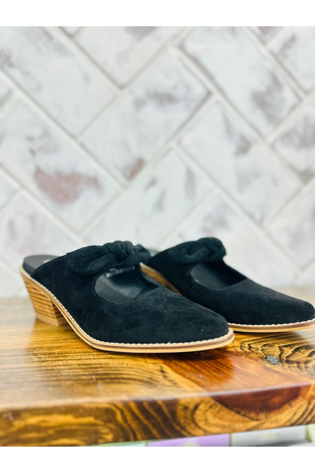 Corkys | Oh Bow She Didn’t - Black Faux Suede