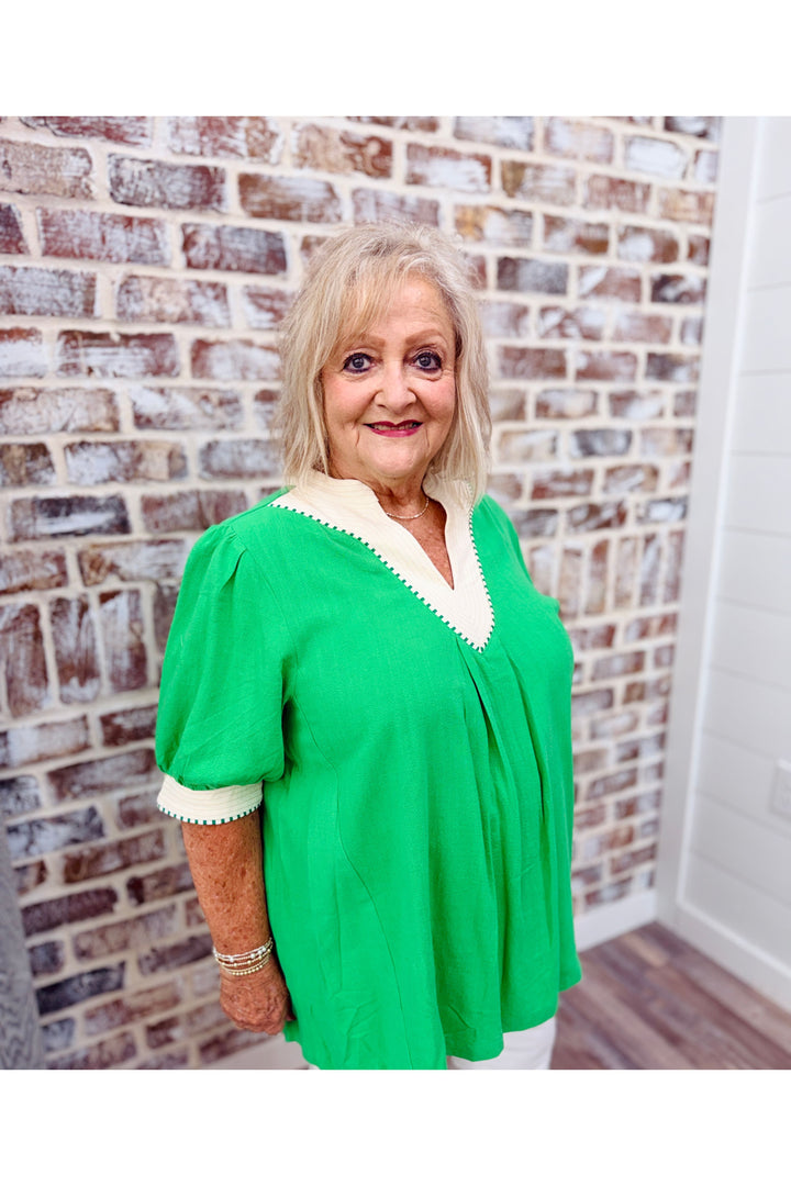 PLUS & REGULAR | Island Green Detailed Top
