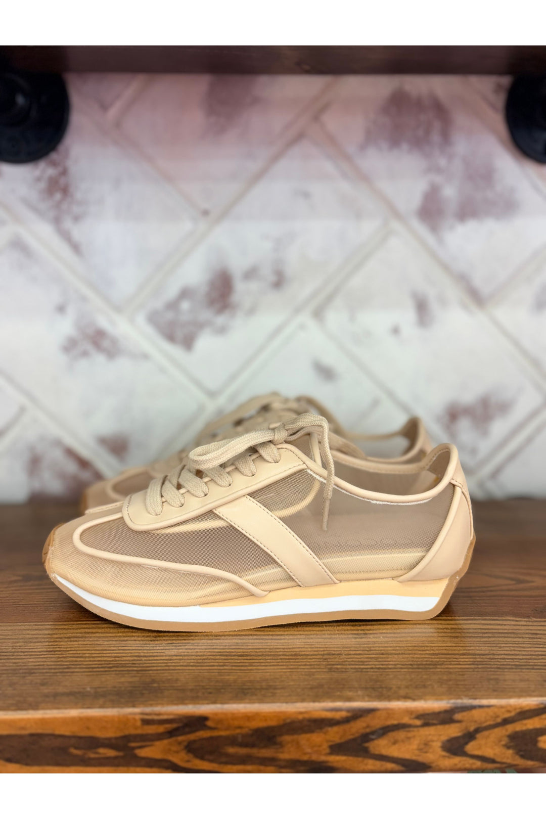 Matisse~ Flash Sneaker