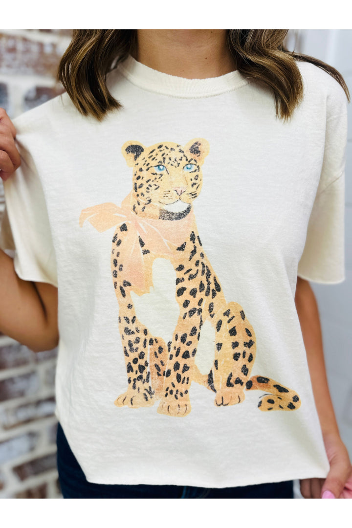 Cheetah Graphic Crop Tee