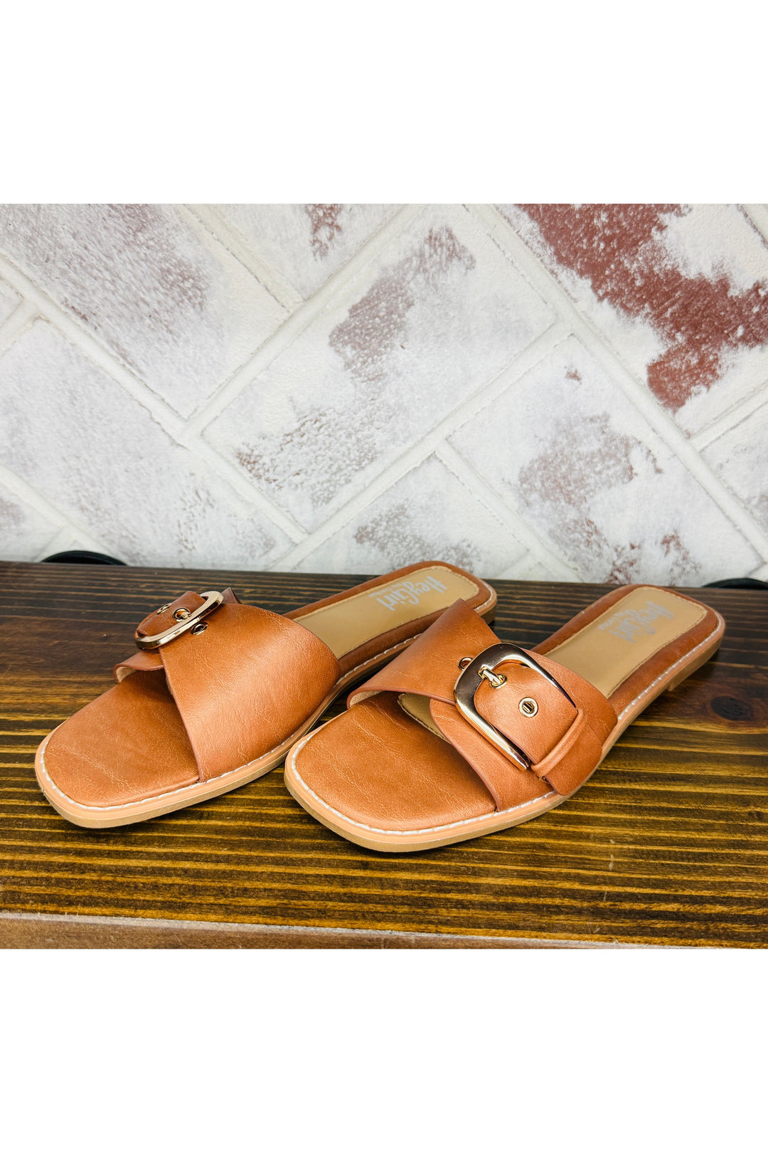 Corkys | Pick Me Up Sandal - Cognac