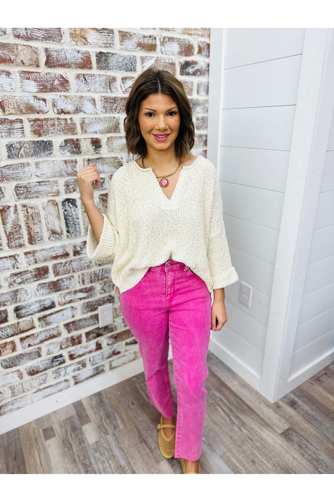 Cropped V-Neck Sweater - Ivory