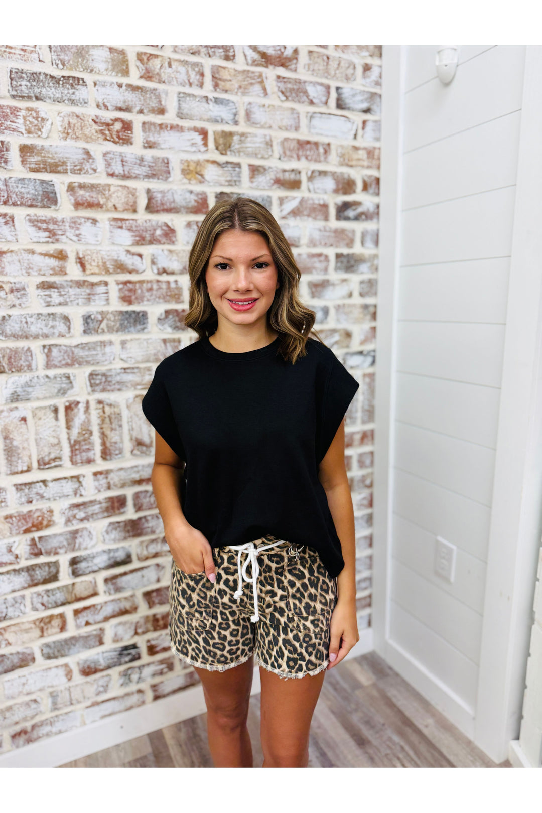 Vervet| High Rise A-Line Leopard Drawstring Shorts