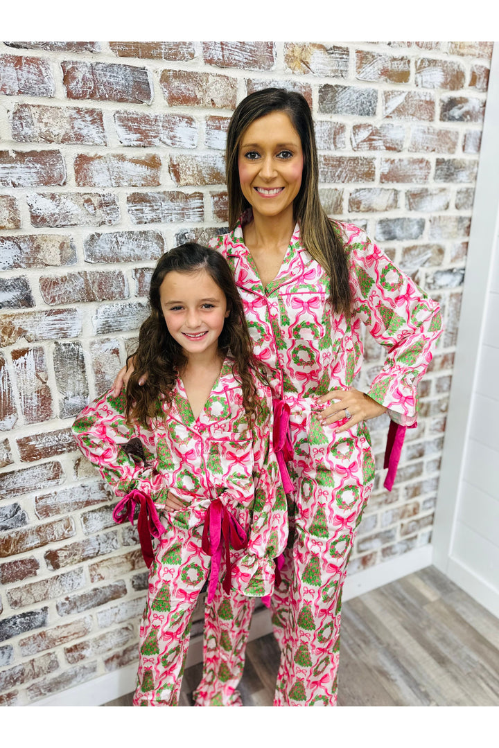 Youth Bows & Wreaths PJ Set