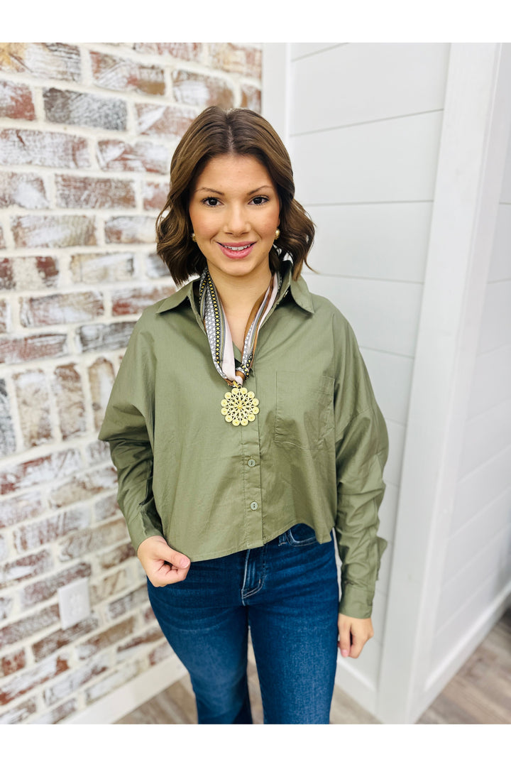 Karlie| Solid Poplin Ruffle Back Button Up Top OLIVE