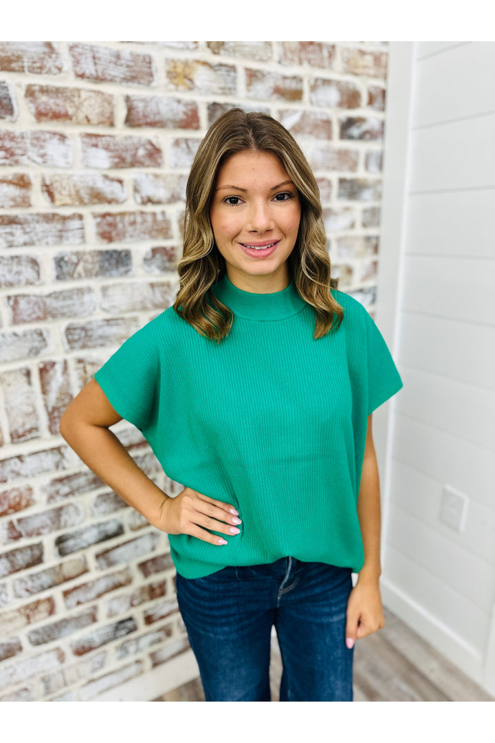 Short Sleeve Mock Neck Top - Kelly Green