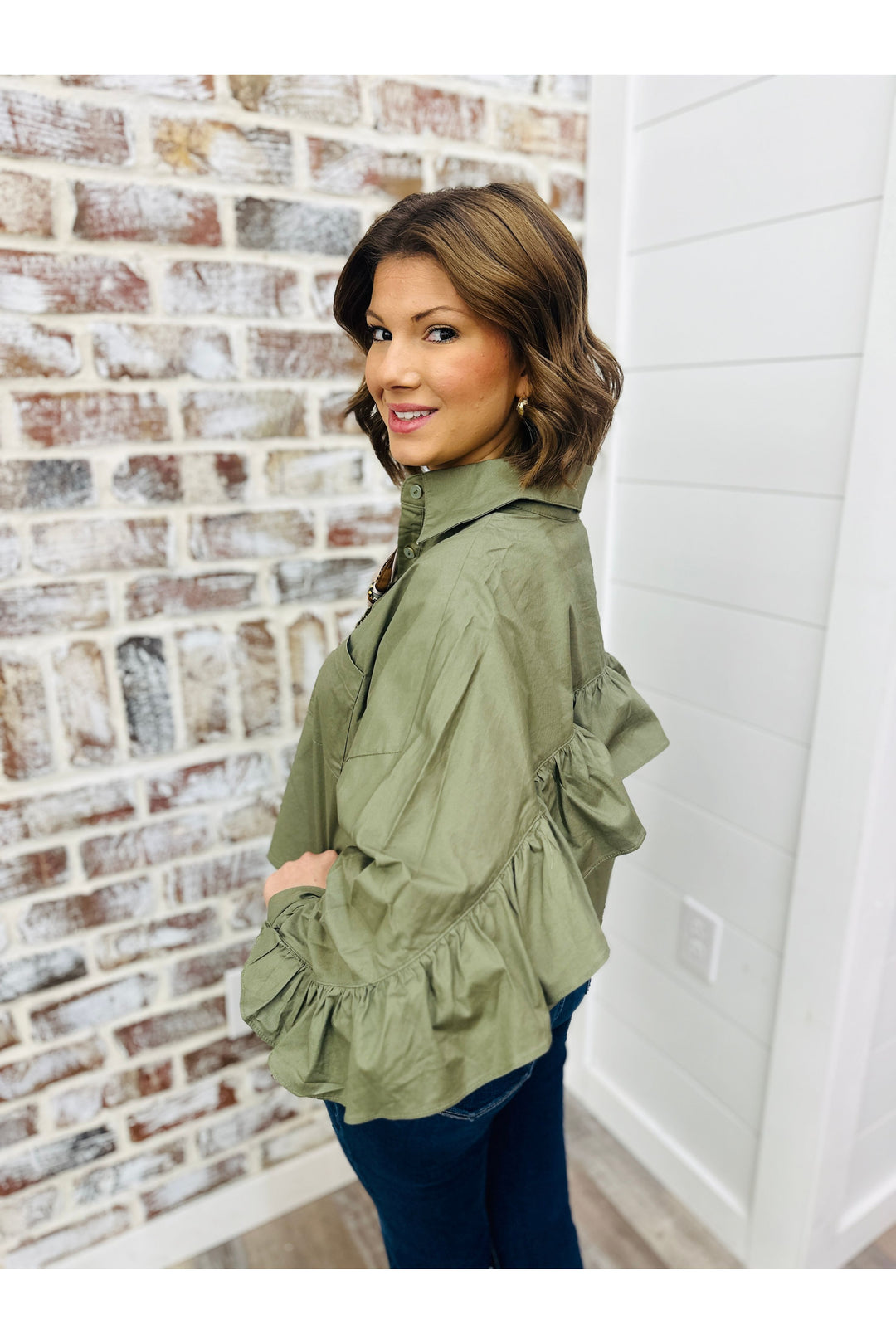 Karlie| Solid Poplin Ruffle Back Button Up Top OLIVE
