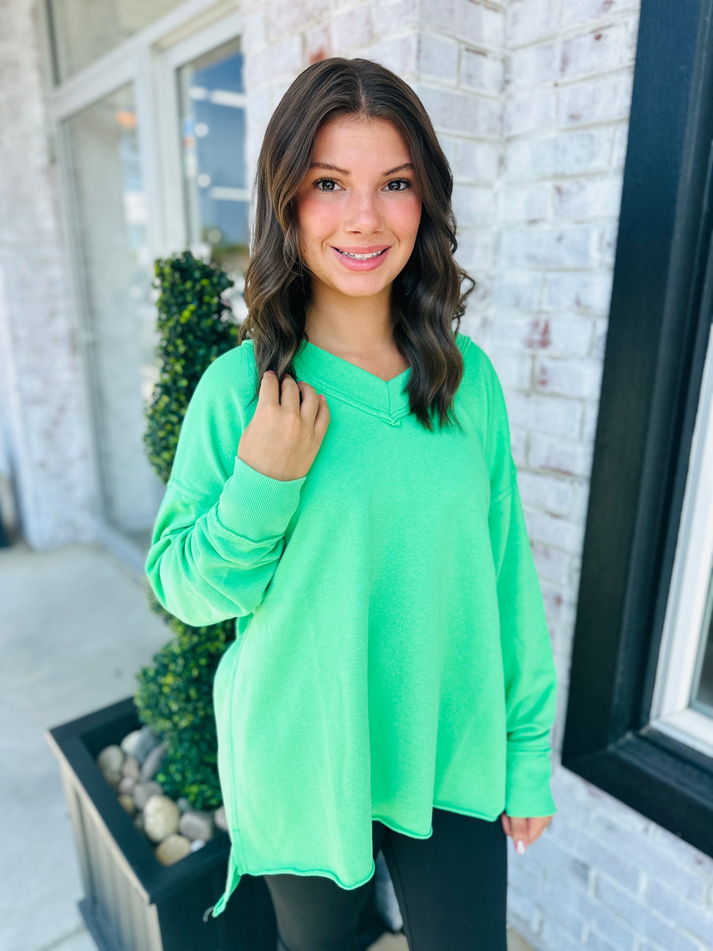 V Neck Pullover~ Green