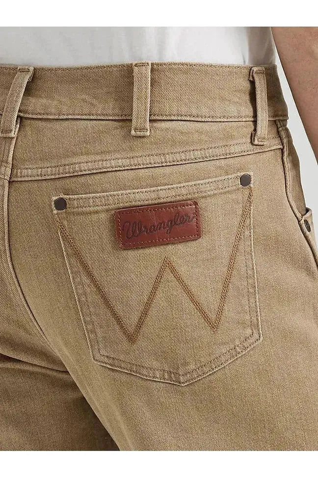 WRANGLER RETRO® SLIM FIT STRAIGHT LEG JEAN - Saddle