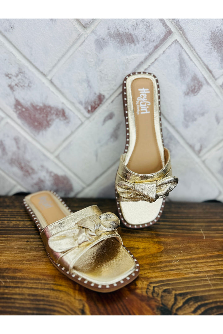 Corkys | Gold Crinkle Metallic Slides - Clam Bake