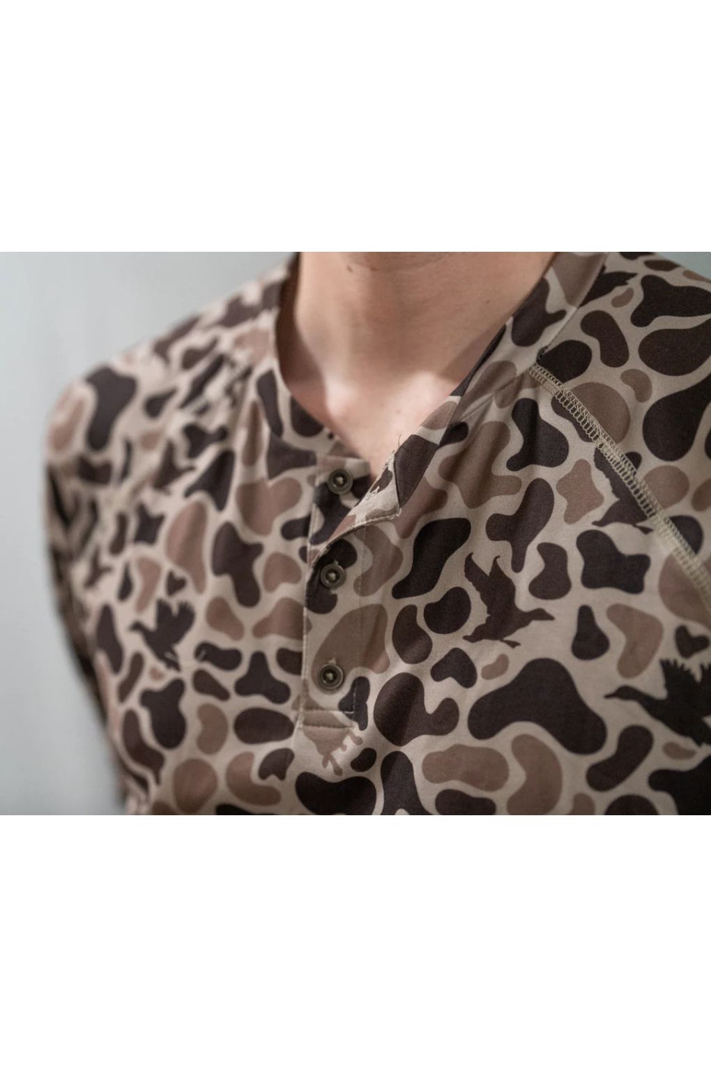 Combat Waterfowl | 3 BUTTON HENLEY | MOSUL CAMO