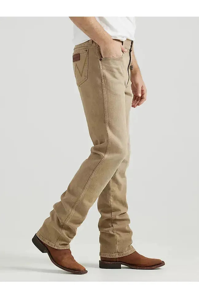 WRANGLER RETRO® SLIM FIT STRAIGHT LEG JEAN - Saddle