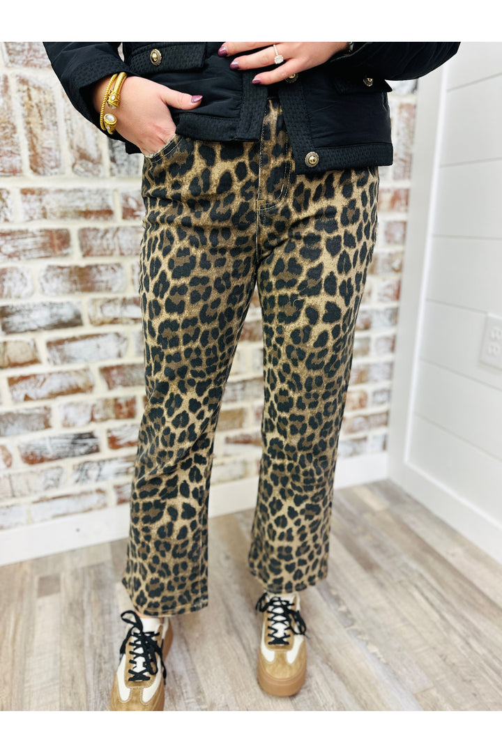 High Rise Leopard Jean