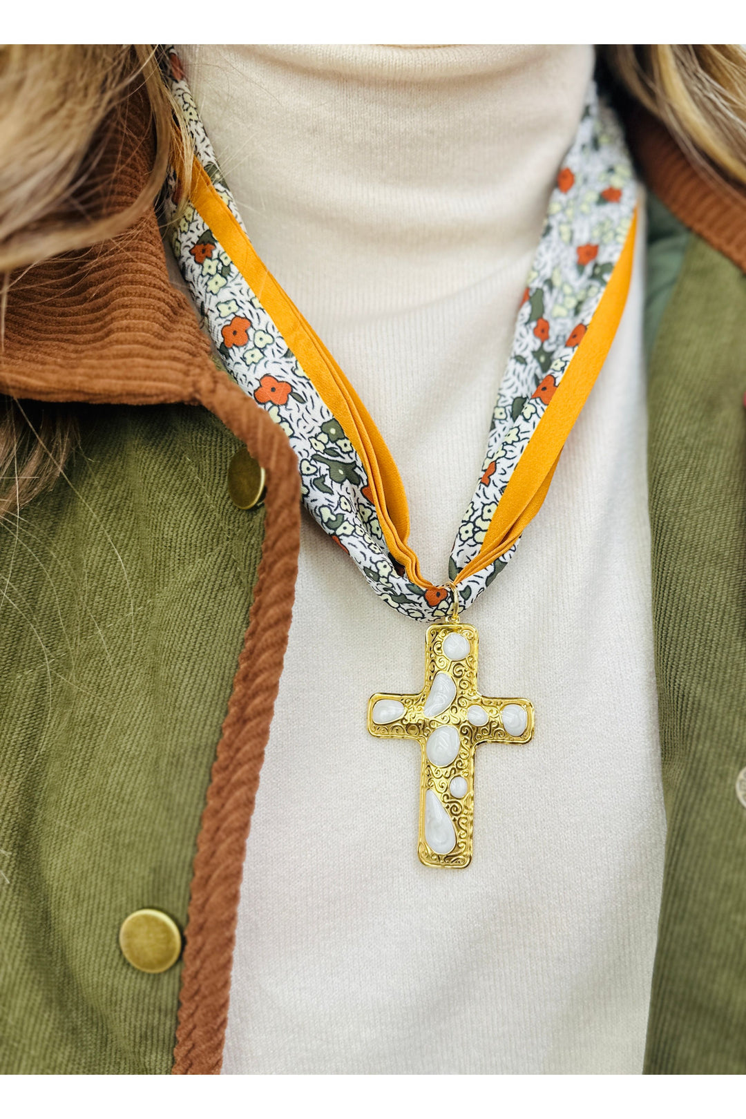 Cross scarf necklace 