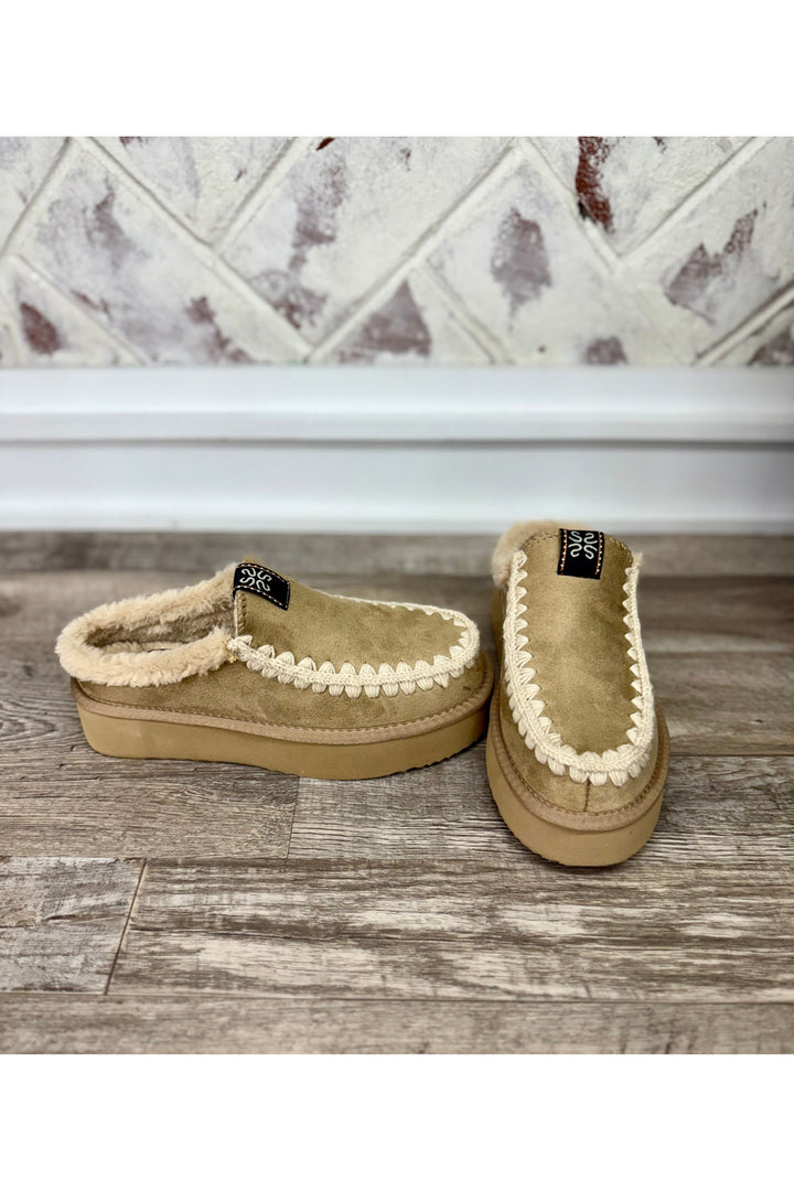 Shu Shop | Trinity Natural Slides