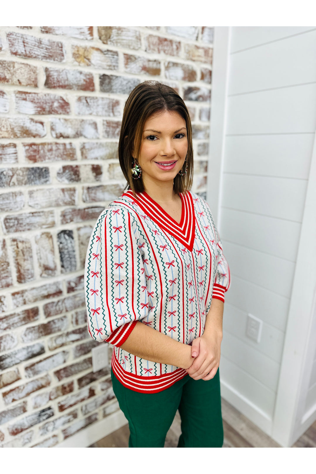 Mary Square | Sweater Faith In A Bow Top