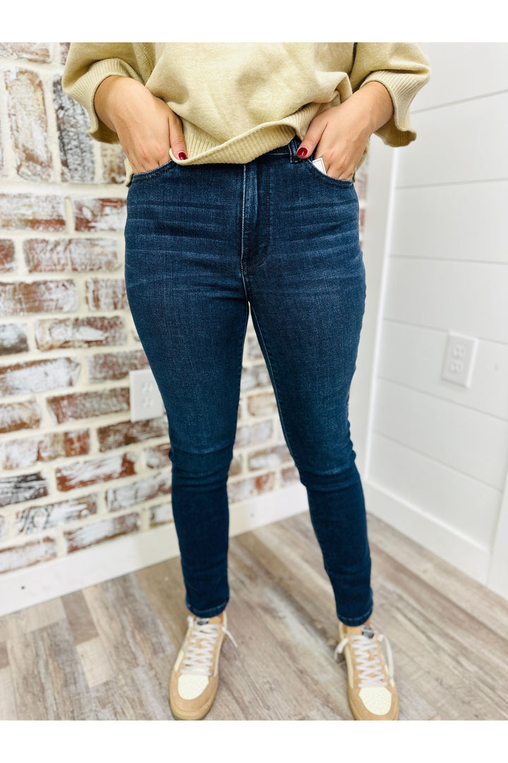 Judy Blue High Waisted Dark Ankle Capri Jeans