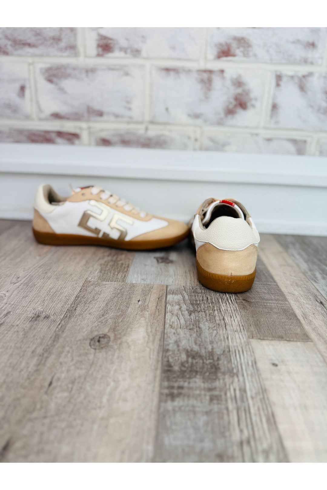 Shu Shop | Retro 25 White Gold