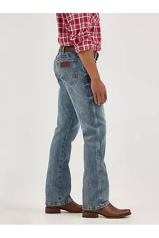 MEN'S WRANGLER RETRO® SLIM FIT BOOTCUT JEAN-Greeley