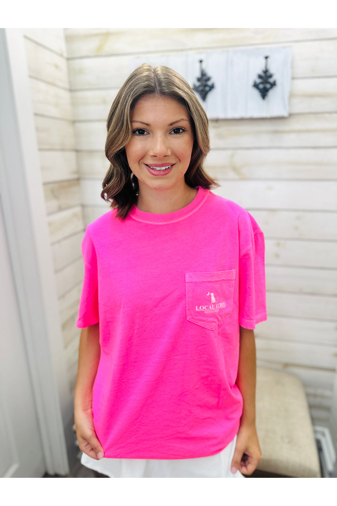 Local Girl | Casa Local SS Tee - Neon Pink