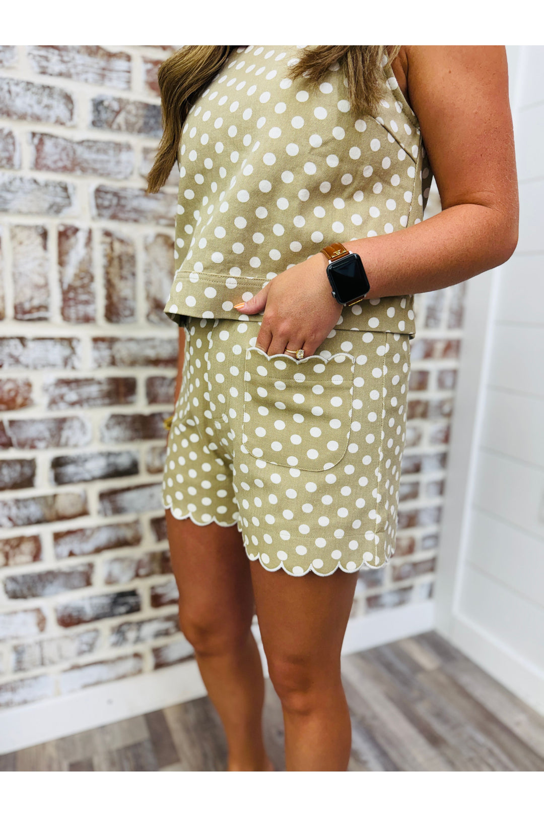 Sandy Dots Shorts