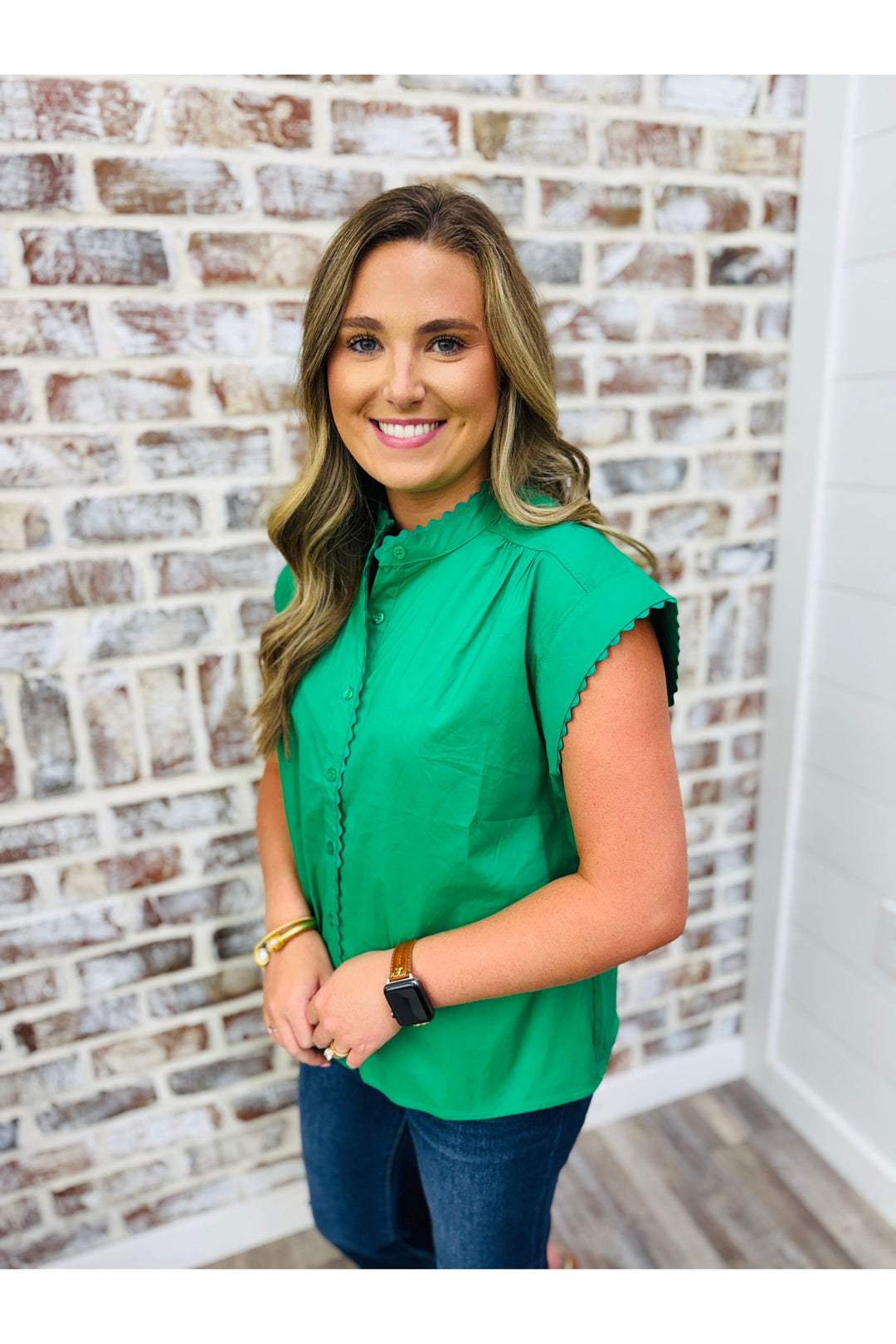 Kelly Green Scalloped Top