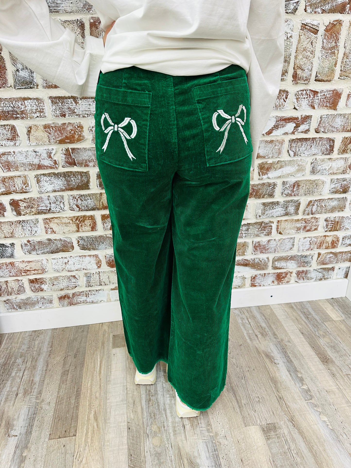 Hunter Green Bow Pocket Pant