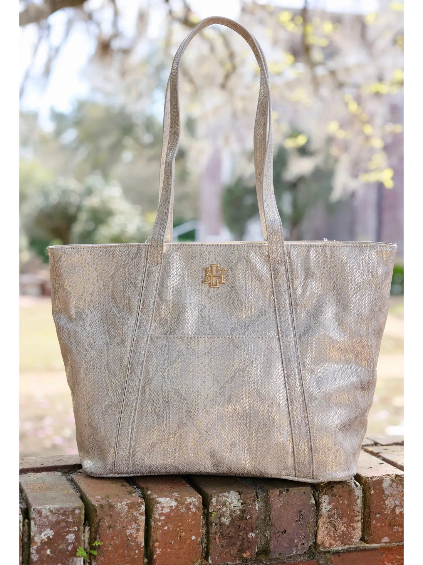 Darla Tote Metallic Champagne