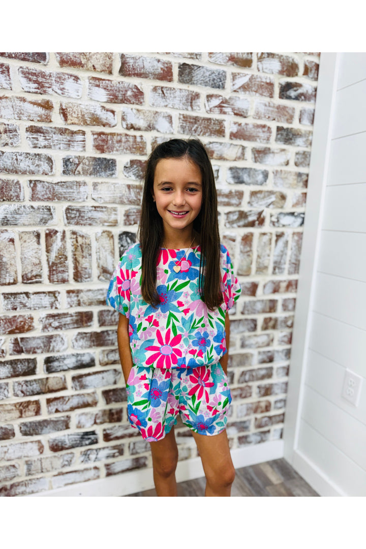 Youth Textured Floral Smocked Waist Shorts