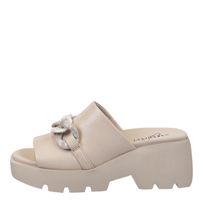 Naked Feet| ISO IN BEIGE PLATFORM SANDALS