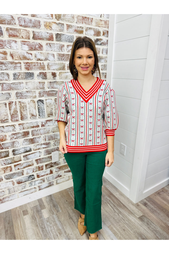 Mary Square | Sweater Faith In A Bow Top