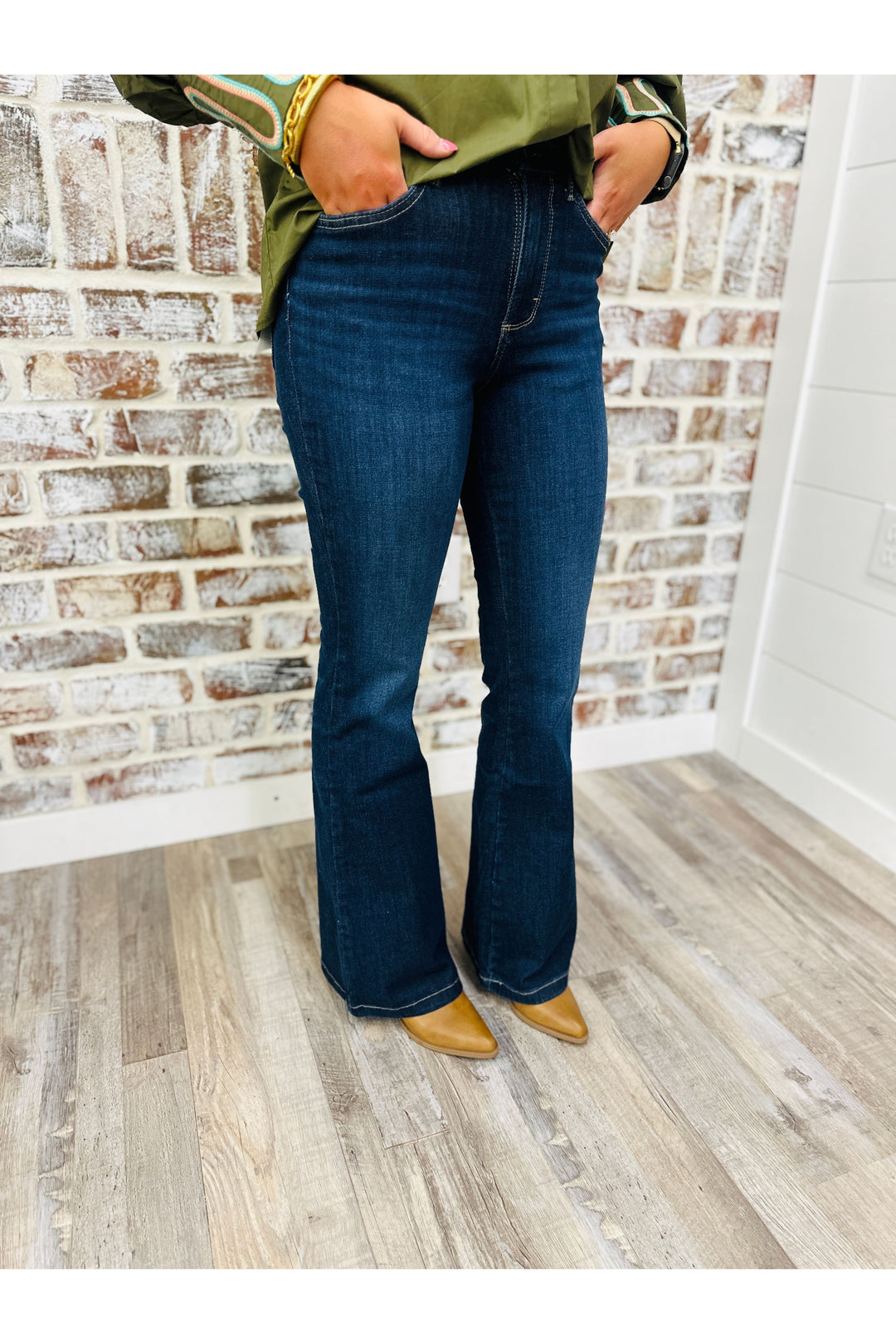 WRANGLER BESPOKE HIGH RISE FLARE JEAN