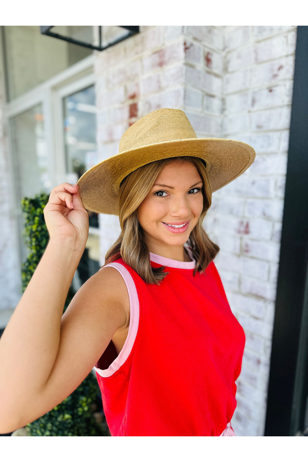 Tipsy Threads ~ Natural Palm Cabo Solid Braid Hat