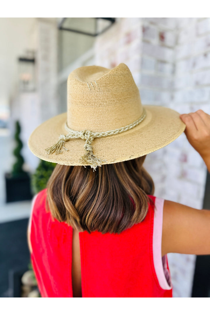 Tipsy Threads ~ Natural Palm Cabo Solid Braid Hat