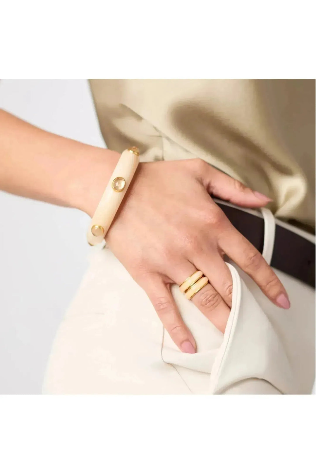 Julie Vos | Carnaby Stone Bangle - Ivory (small)